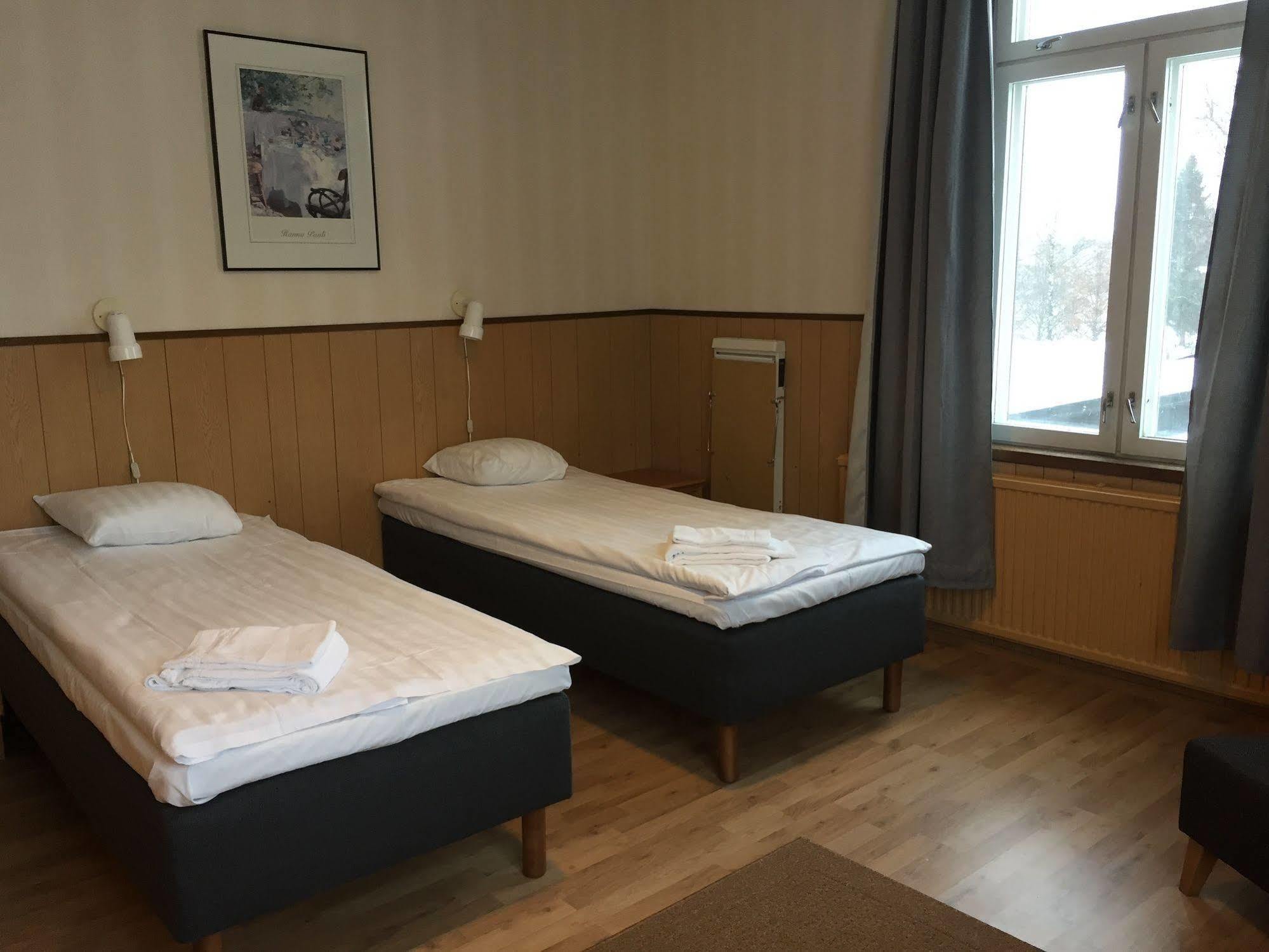 Hotelli Iisalmen Seurahuone Iisalmi Zewnętrze zdjęcie